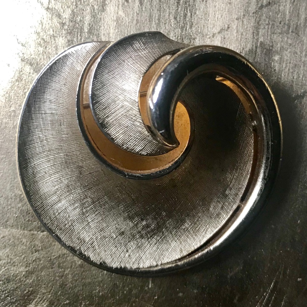 Vintage Brooch